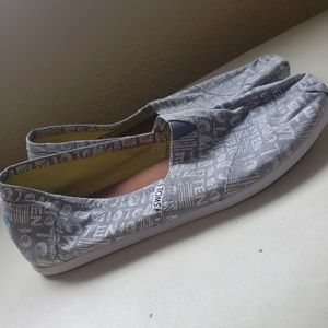 Toms 10 year anniversary canvas